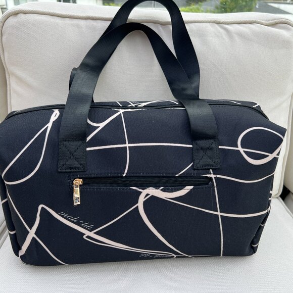 MALI & LILI | Weekender Duffle Travel Bag | Black | Geometric - Picture 5 of 15